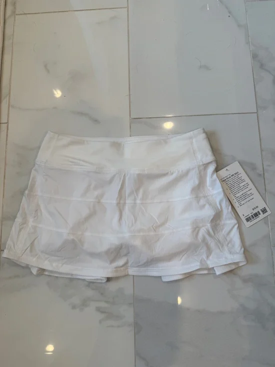 lululemon athletica White Pleated Athletic Mini Skirt Size 6 NWT - Picture 3 of 3